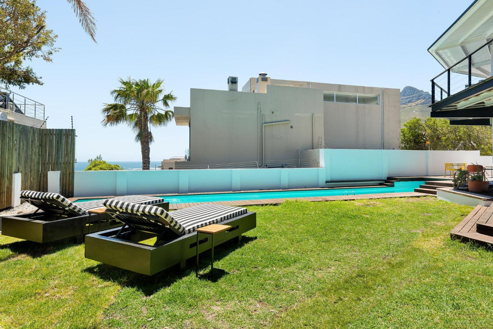 Neighbourgood 1St Crescent Camps Bay Hotel Cape Town Exterior photo